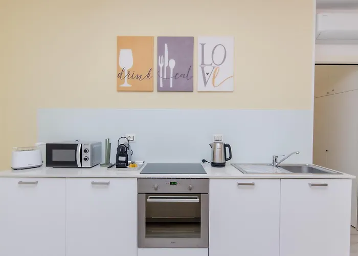 Appartement Vivimihome - Fiordalisi Green, Tra Comfort E Stile, A Pochi Passi Dalla Metropolitana